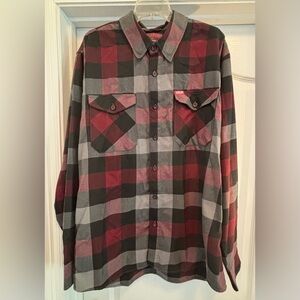 DIXXON Men's Red and Black Flannel Button Down Long Sleeve Shirt. 2x Size.